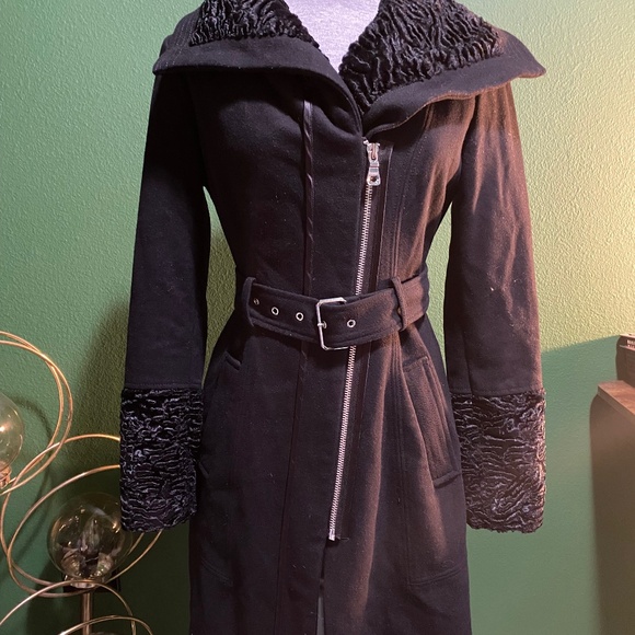 Women’s Guess Jacket - Picture 1 of 4